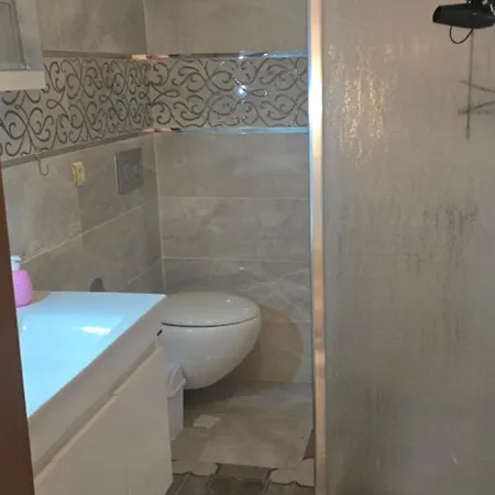 Zum Wohlfuehlen Bis Zu 10 Gaeste * Ντιντίμ