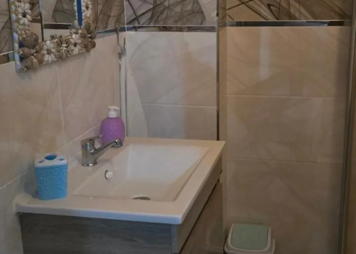 Zum Wohlfuehlen Bis Zu 10 Gaeste 别墅 迪迪姆